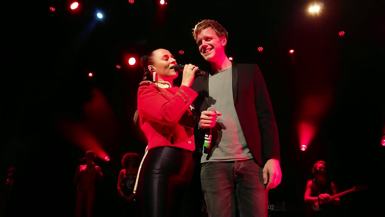 Trijntje Oosterhuis & Lex Uiting - Wereld Zonder Jou / Wereld Zônder Dich (Venlo, 1-11-2019)