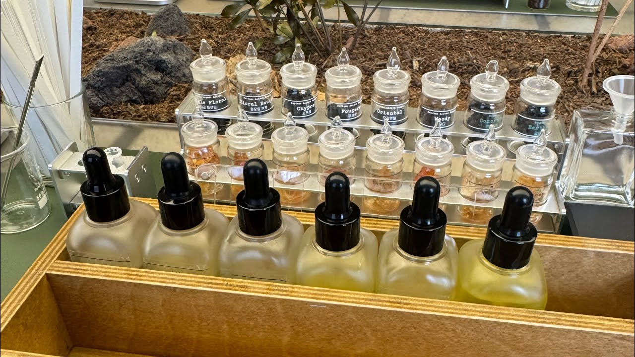 PERFUME MAKING IN SEOUL |  NOTE