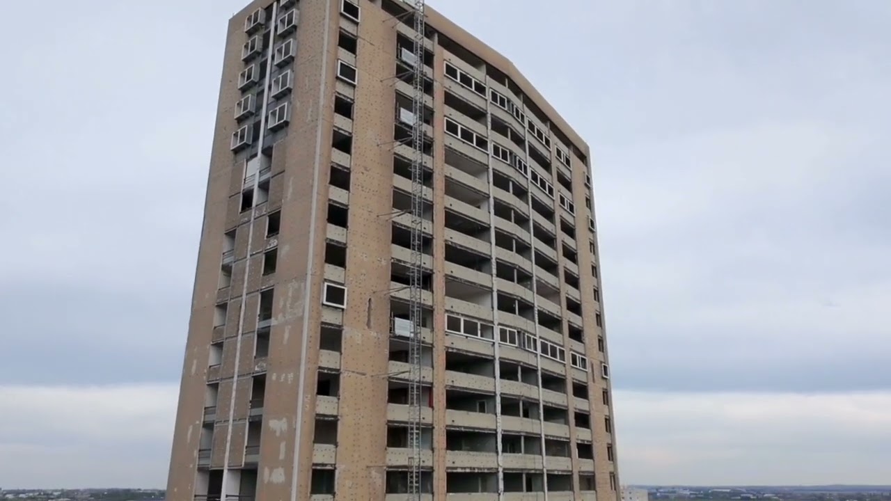 La Tour Kennedy &agrave; Loos 95 M&egrave;tres Qui Va &Ecirc;tre D&eacute;truite Tr&egrave;s Prochainement. [Drone Neo DJI]