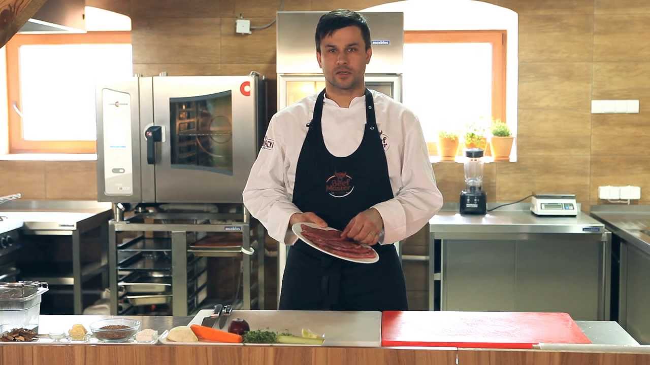 Zdrowa Kuchnia Beef Master - Rolady Wołowe nadziewane suszonymi grzybami podane z kaszą z warzywami