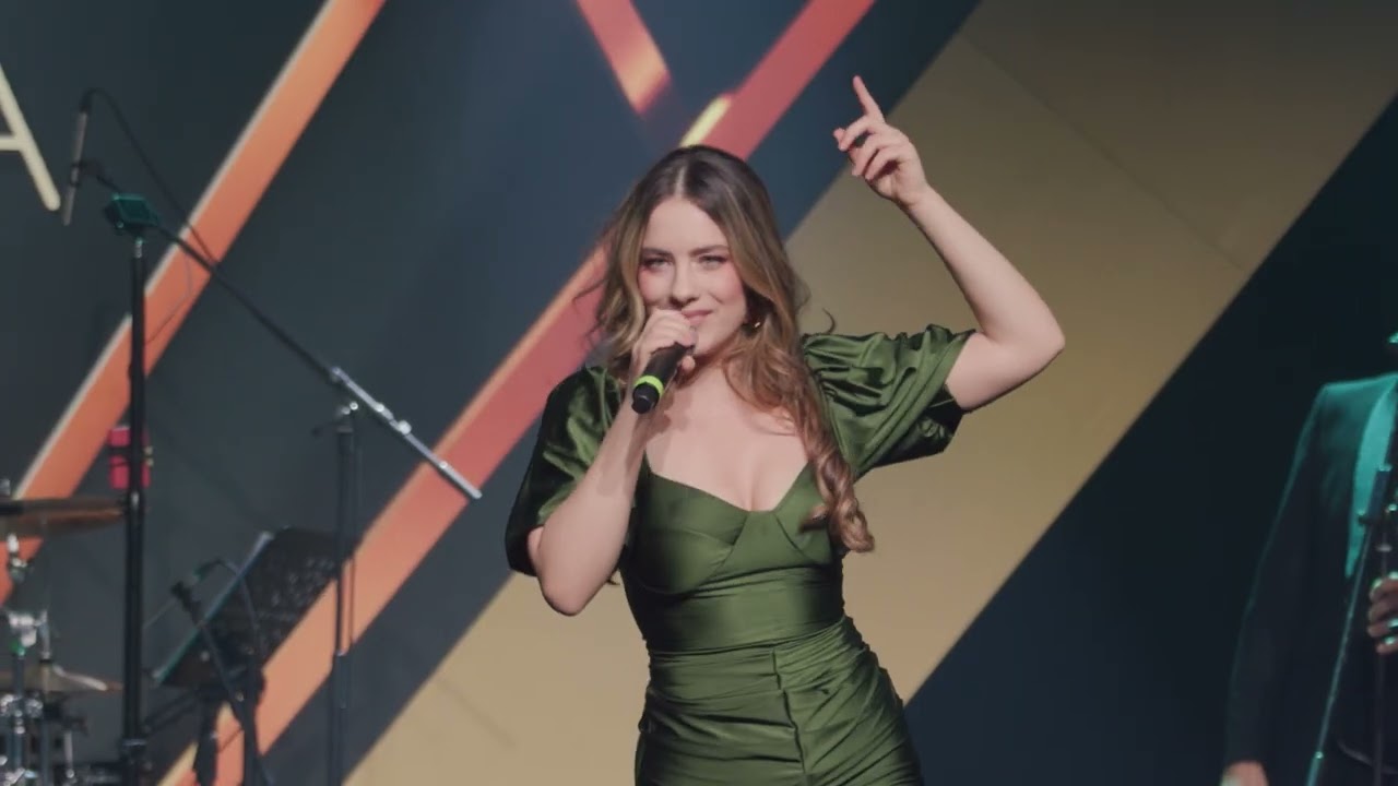Ana Uršula Najev - Na obali (NAGRADA CESARICA 2025.)