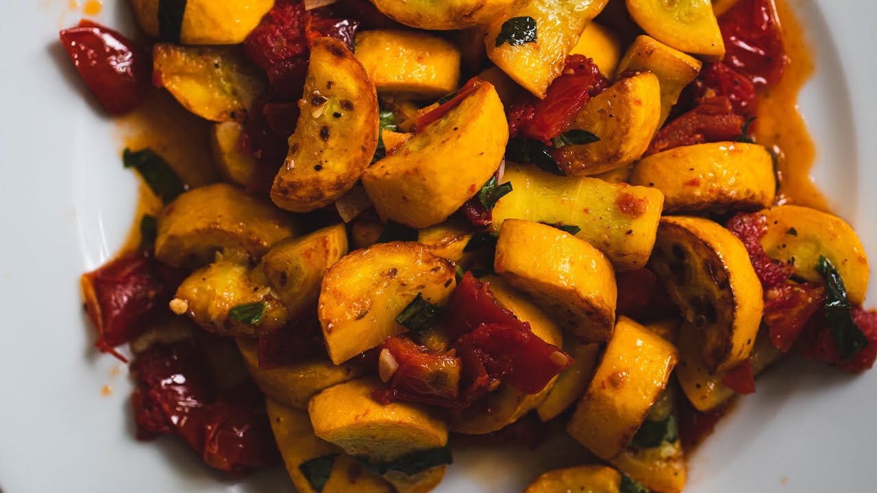 Summer Squash With Roasted Red Peppers and Fresh Basil