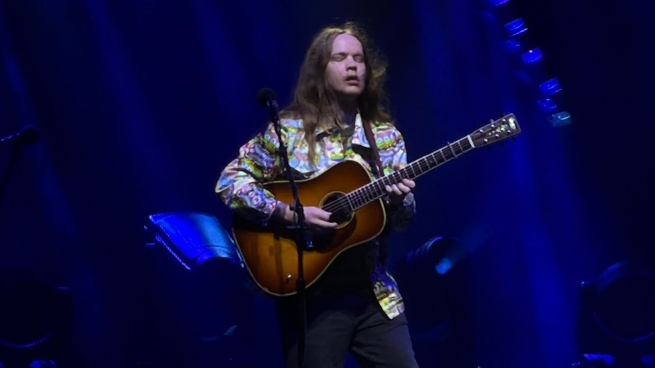 Billy Strings “Don’t Be Calling Me At 4am” 2/11/26 Asheville 