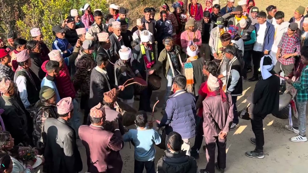बिहेमा बाजा जुधाउने चलन-नेपाली लोकसस्क्रीती|| नेपाली बाजागाजा ||यो च्यानललाई सब्सक्राईब गरिदिनुहोला!