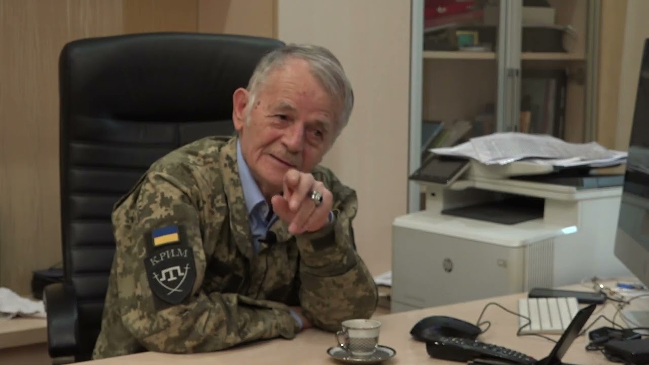 Мустафа Джемилев -лидер крымскотатарского народа.