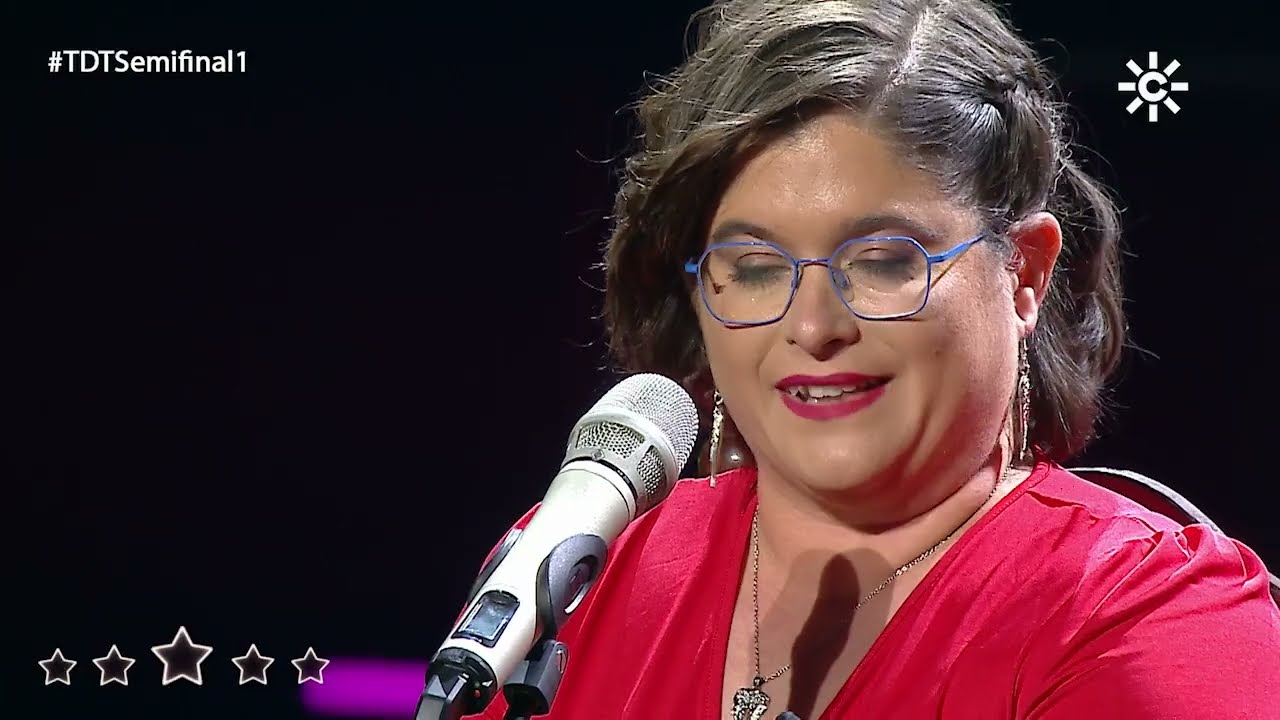 Carmen y María – 'Dos gardenias' TDTSemifinal1 en Tierra de Talento 8