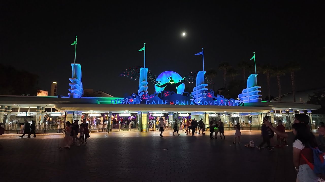 Let’s go to Oogie Boogie Bash at Disney California Adventure  