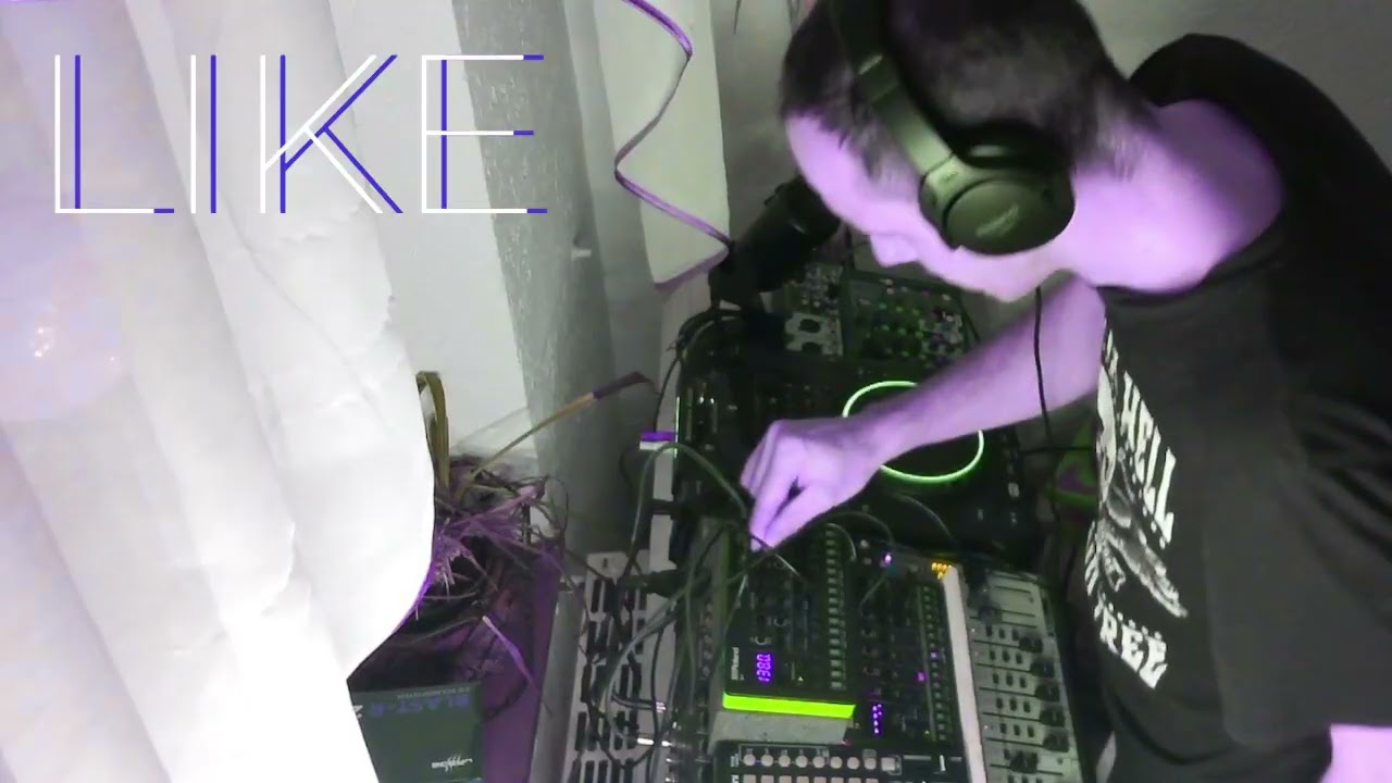 Analog Techno Synthesizer Jam 01 