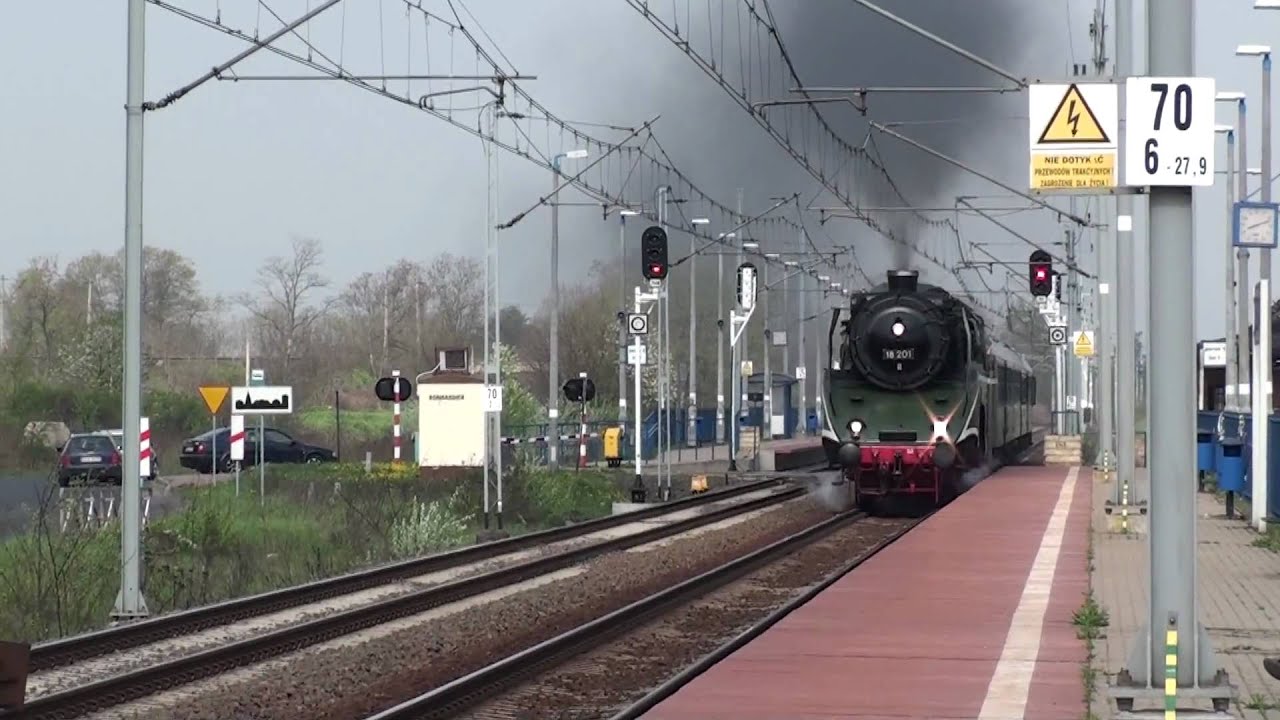 Parow&oacute;z DR 18 201 / 