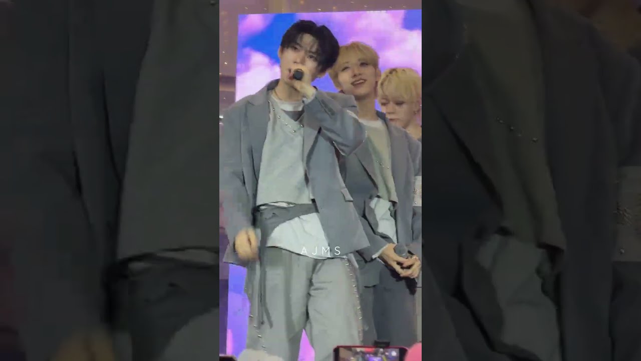 260213 아홉 박한 AHOF RMusic Fest Galleria South- Rendezvous (그곳에서 다시 만나기로 해) Park Han Focus