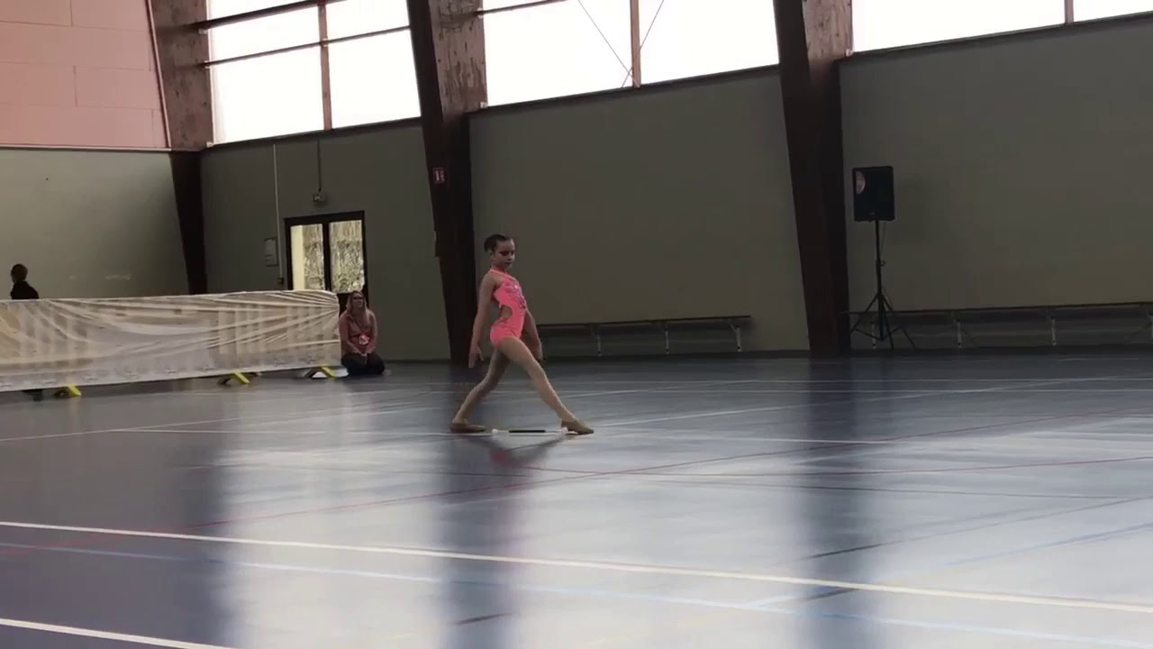 Régional Twirling Caen stacy solo minime N3