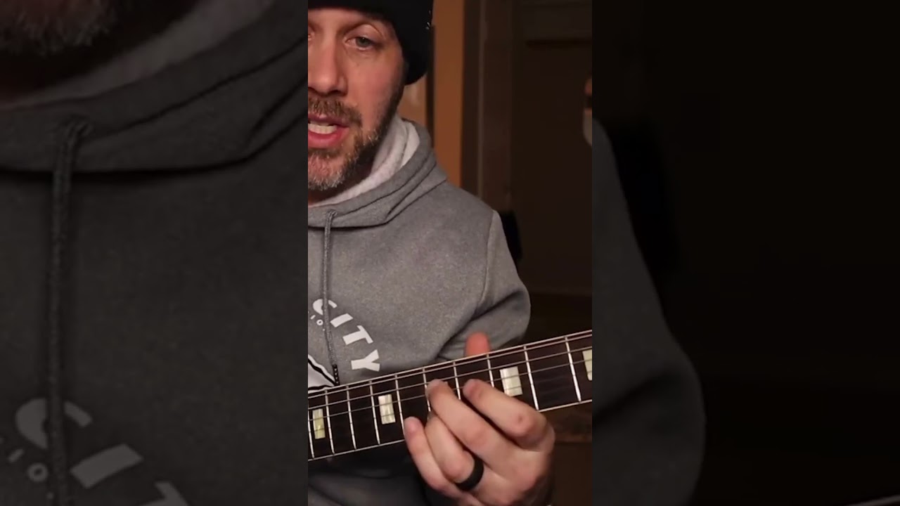 Incorporate Smooth Licks In-between Chords 