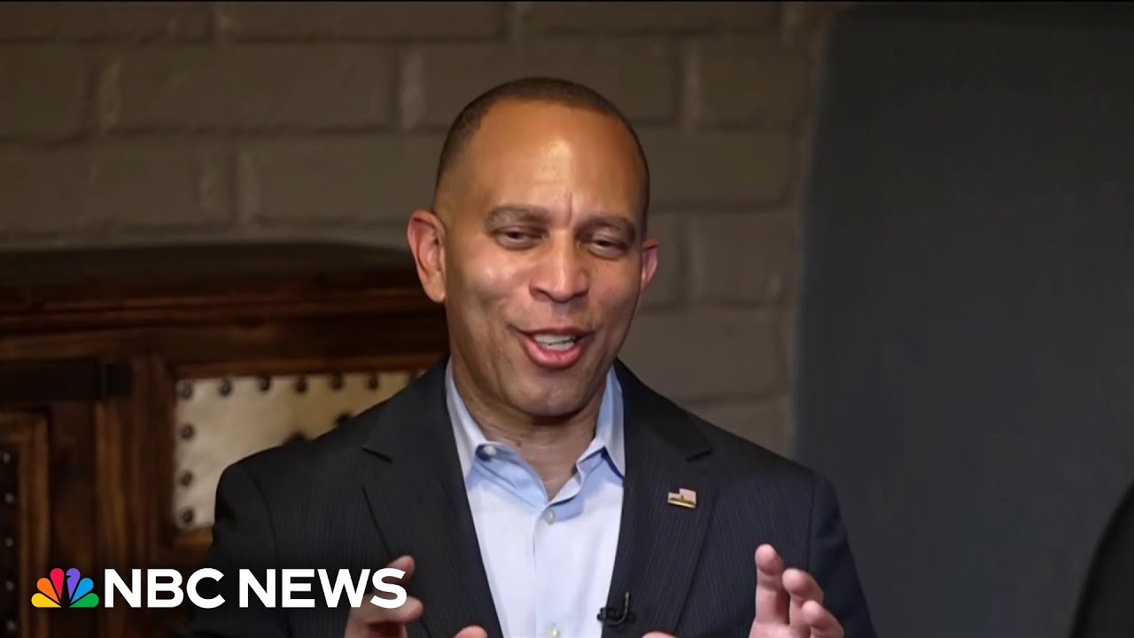Hakeem Jeffries says it's important to 'keep our foot on the gas pedal' for Democrats to flip House