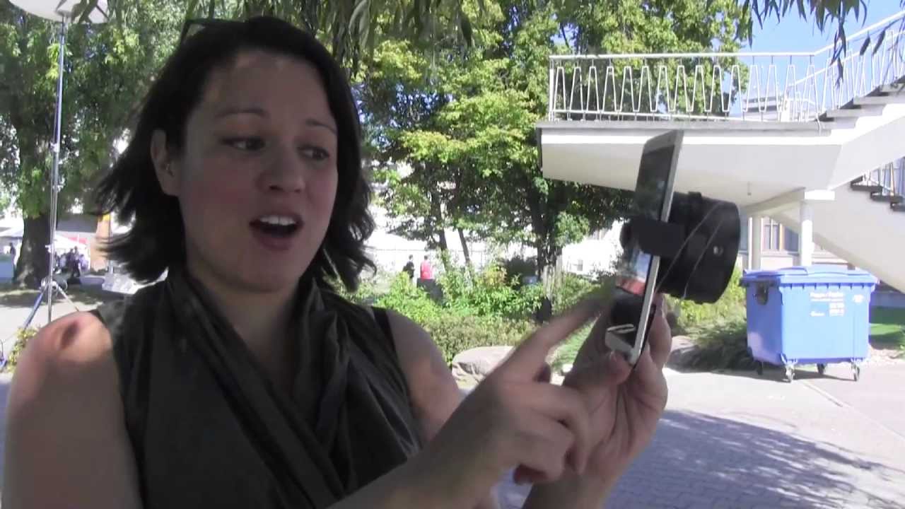 Sony DSC QX10 Lens Camera Unboxing: Gives Any Smartphone 10x Optical Zoom