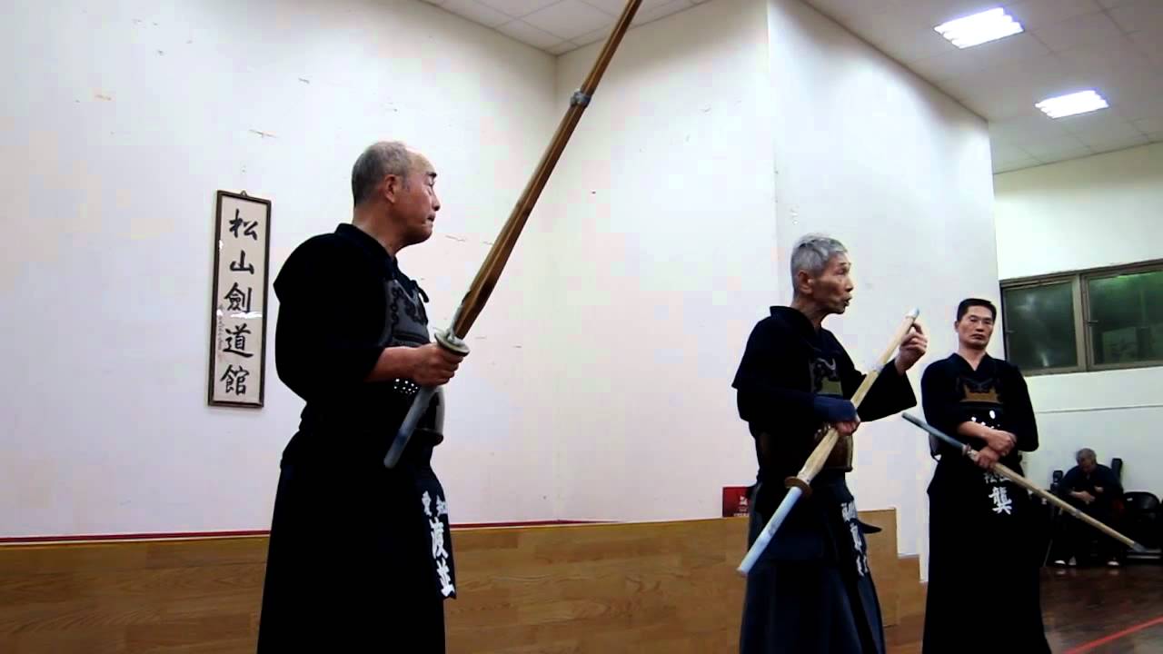 2011.12.30 渡並直老師蒞臨松山劍道館之劍道講習(三、交劍距離與換氣的重要)