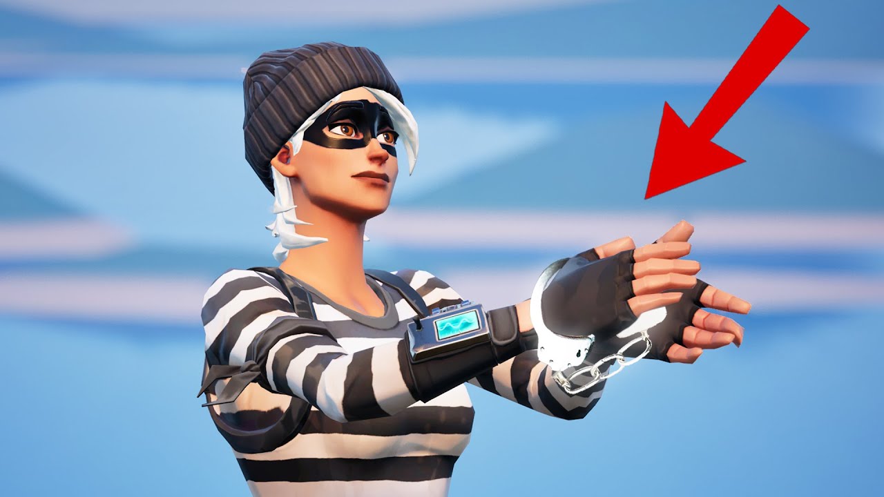 Being a FEMALE on Fortnite...