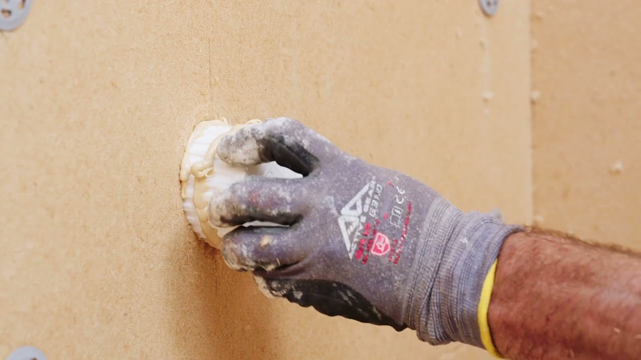 Soigner l’étanchéité de la façade : un préalable essentiel à la pérennité de l’ETICS et du bâti