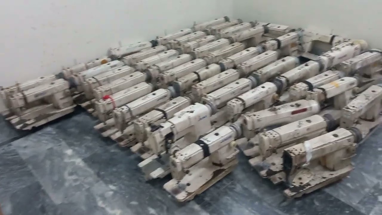 Used Machines in Good Condition with Complete Accessories Servo Motor and Table Stand