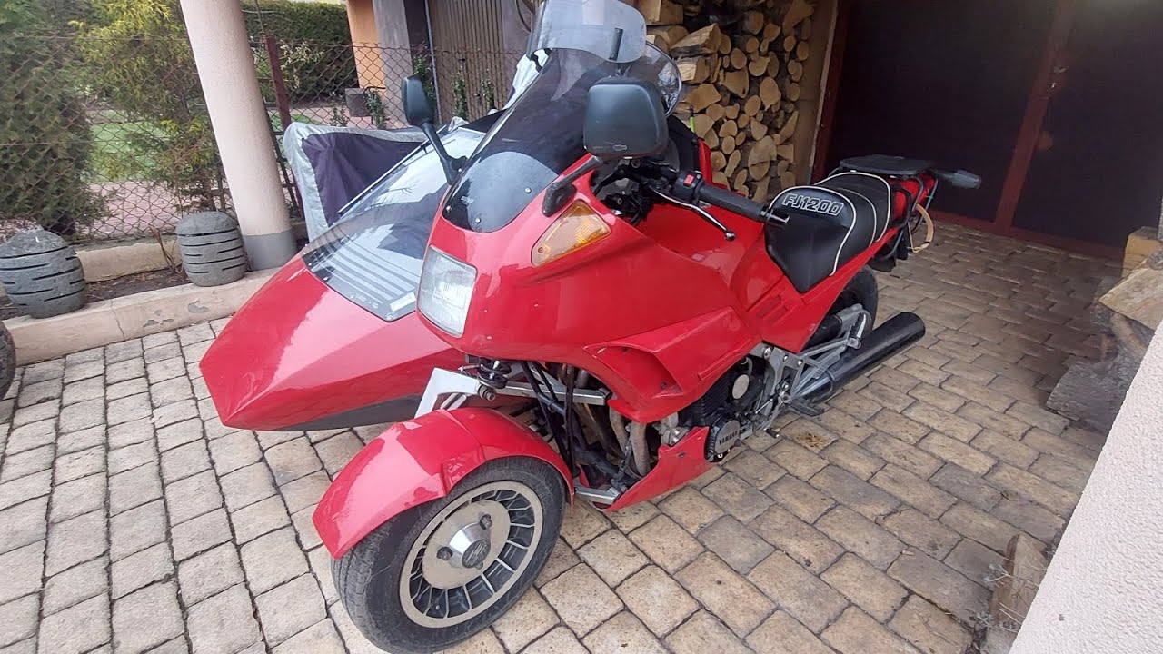Yamaha FJ1200 z wózkiem: gaźniki I zawory.