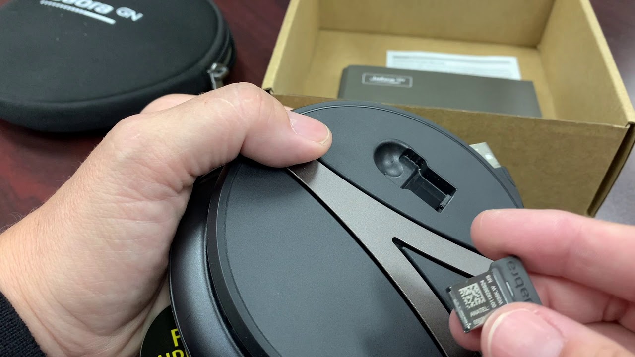 Connecting Your Jabra Speaker/Microphone
