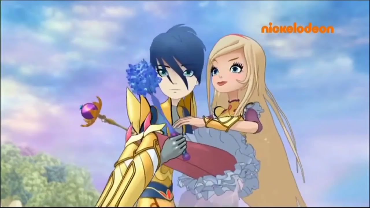 rose y hawk / ling ling y travis- Un año- regal academy