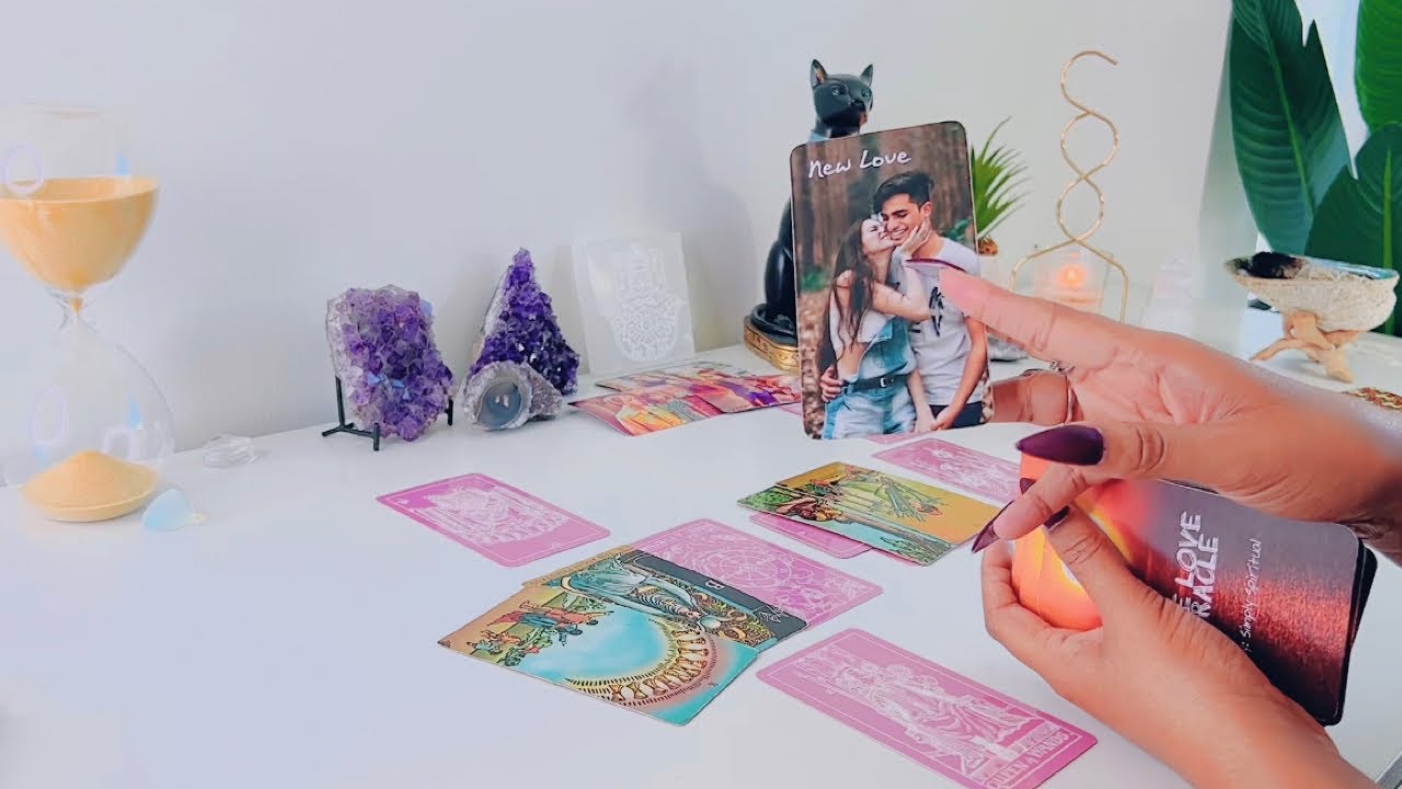 Aries | New Love ..But This Ex Doesn't Want To Leave!! - Aries Tarot Reading