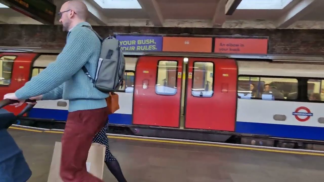 EAST FINCHLEY Tube Station (2025)