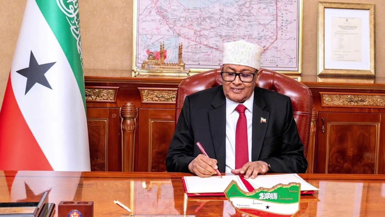 Warbixin:  Dastuur jebin uu ku kacay Madaxweynaha JSL