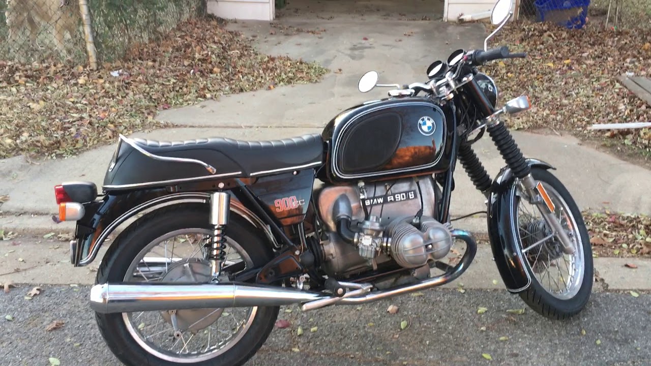 BMW R90/6 Airhead Motorcycle Idling After 25 Years of Storage
