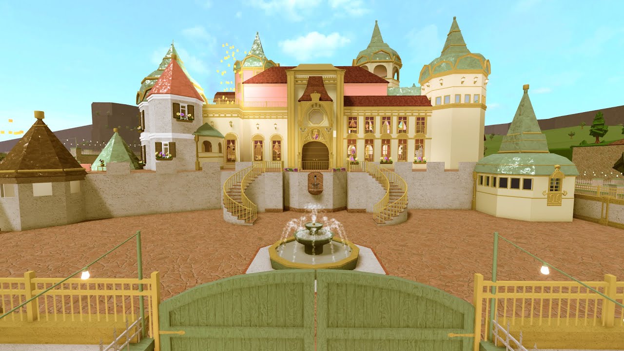 Kingdom of Tangled Bloxburg Tour ( Build by: SnH Builders )