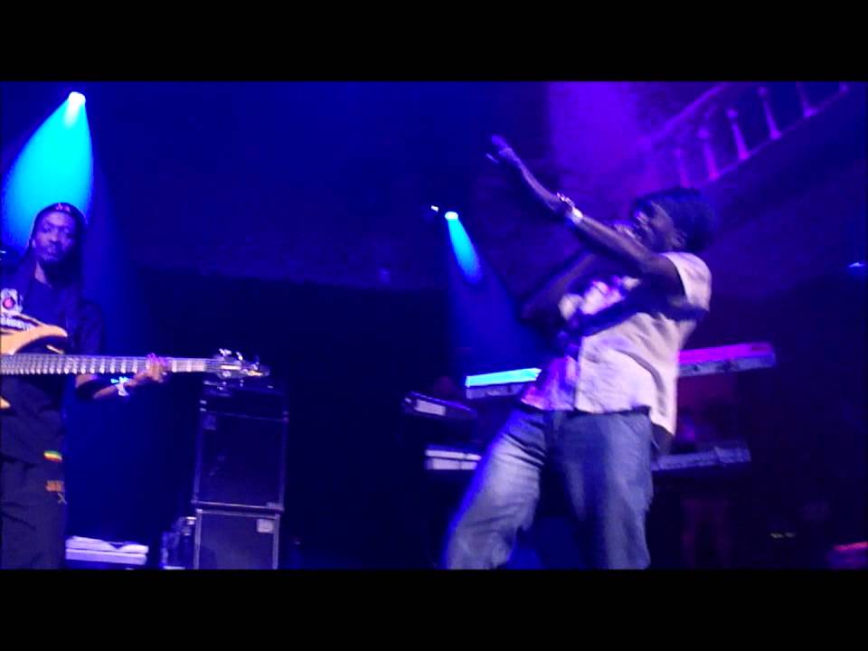SIZZLA LIVE 2013 PT 20 Take myself away @ Paradiso Amsterdam
