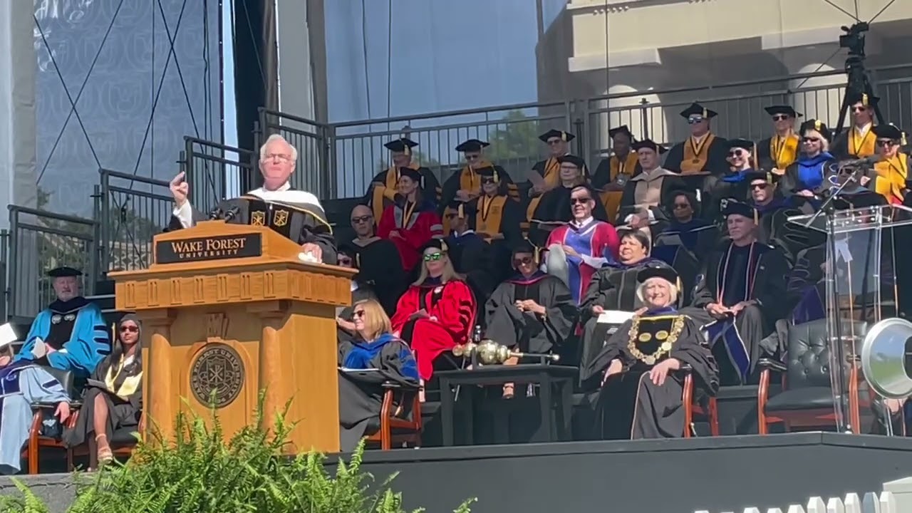 CBS journalist Scott Pelley speaks at WFU graduation