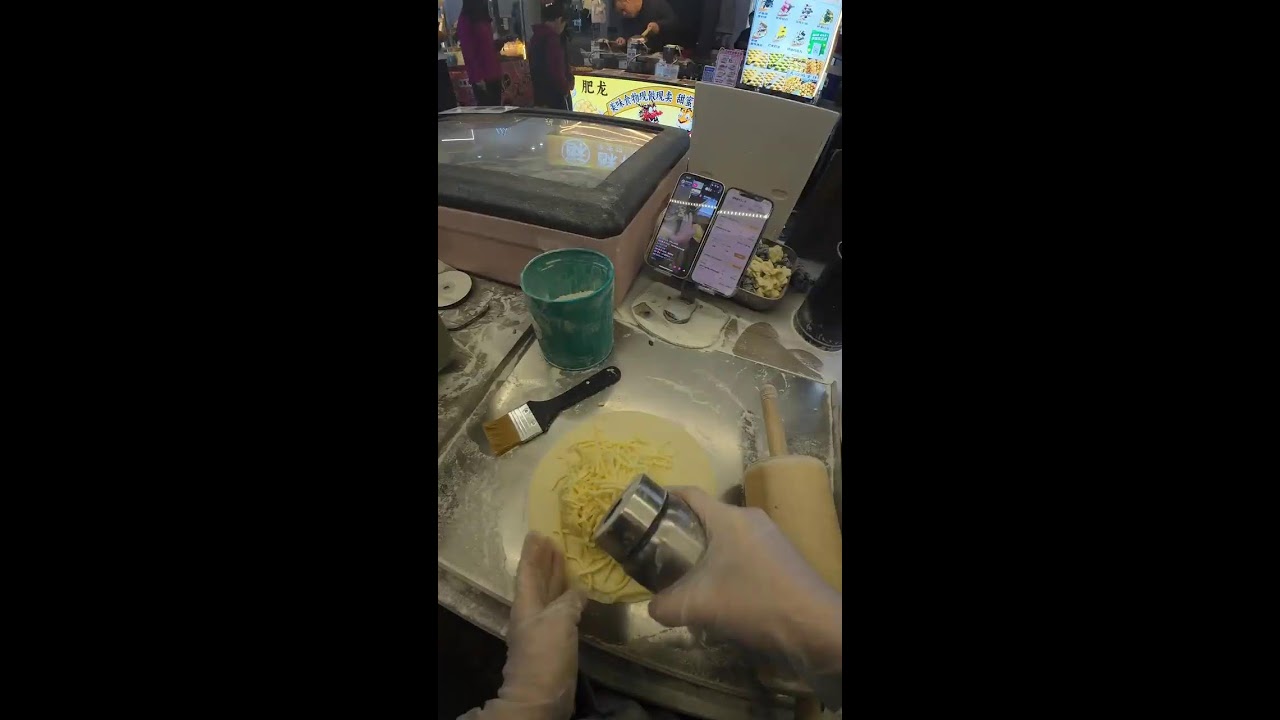Sweetie's Basque/Durian Cake Street Food 🔴Live stream🔴