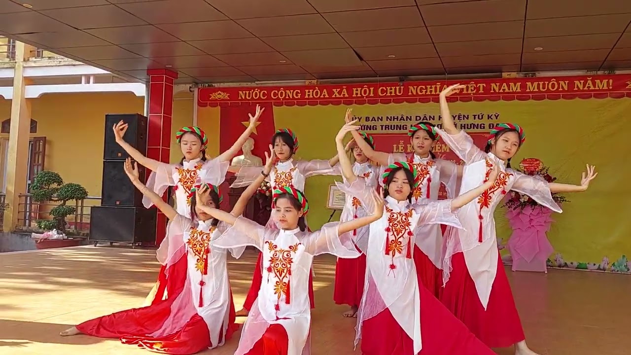 THCS Hưng Đạo - Tứ Kỳ - Hải Dương: Văn nghệ chào mừng 20/11/2023.