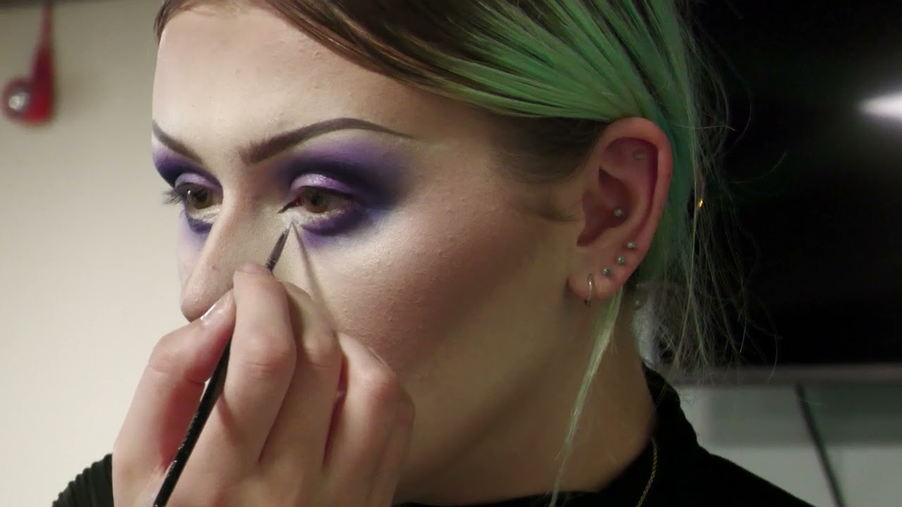 Queer in the UK: An AFAB drag queen