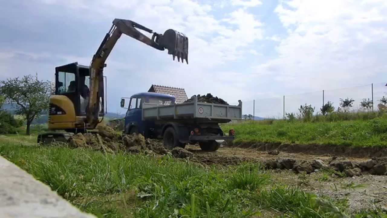 Cat 303c cr   Avia A31