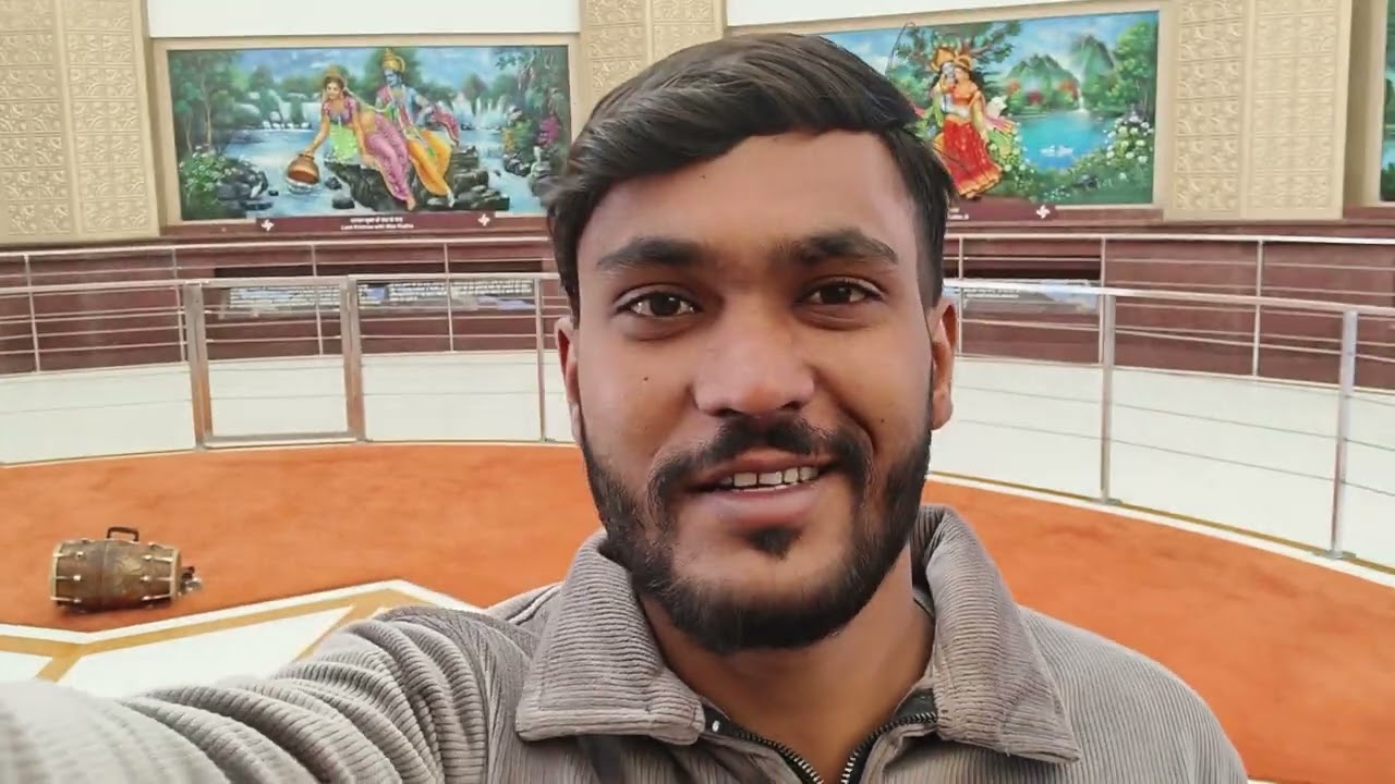 Vrindavan Chaar dham or prem mandir ke darshan kar lo sabhi log 🙏❤️ #minivlog #vlog #vrindavan🙏❤️❤️ 
