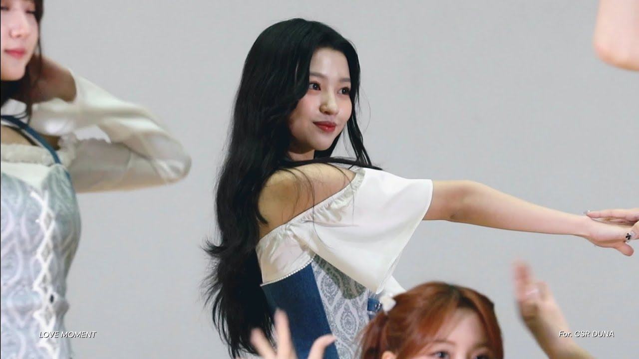 [첫사랑(CSR)/두나] 230408 빛을 따라서 (Shining Bright) 직캠 4K