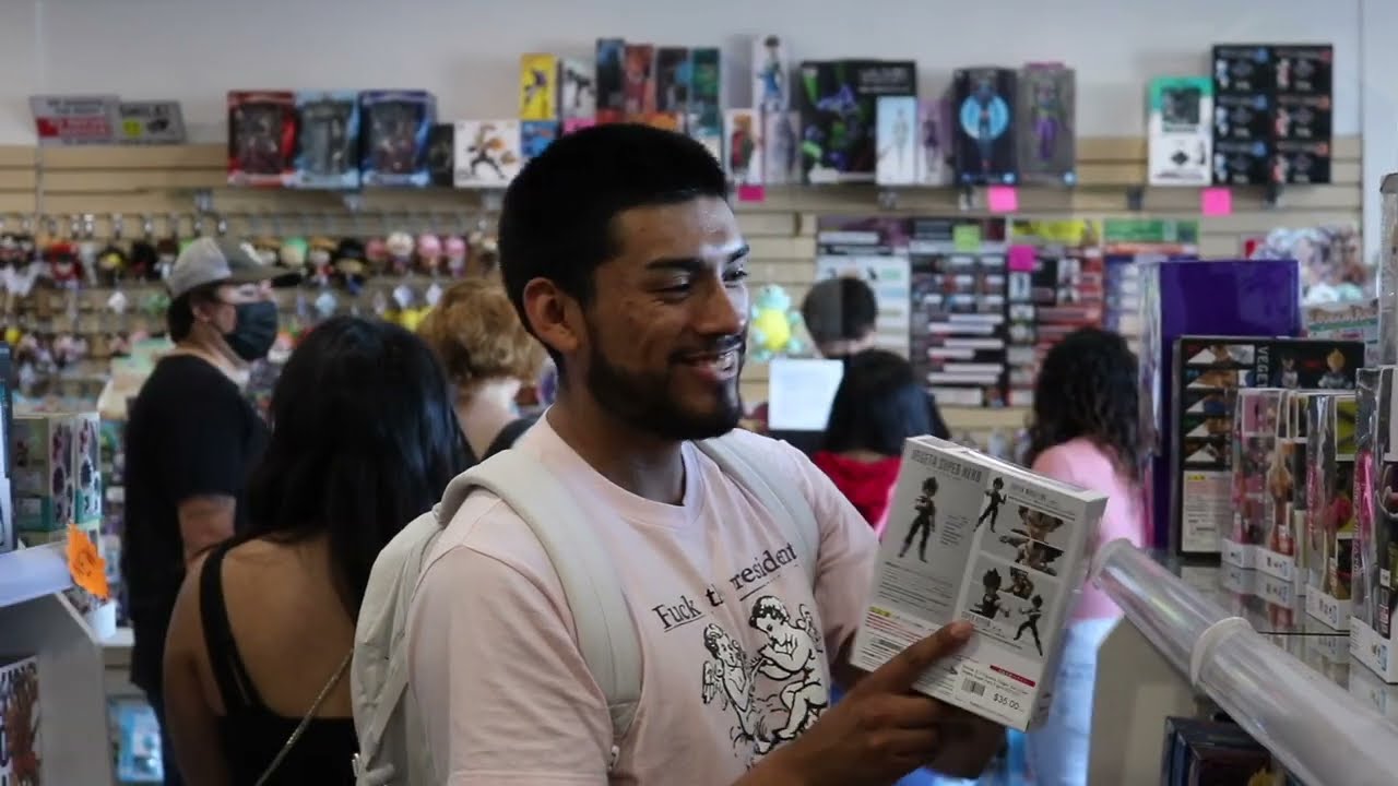 Come toy hunt with us at Frank N Son! Looking for Marvel Legends & S.H Figuarts!