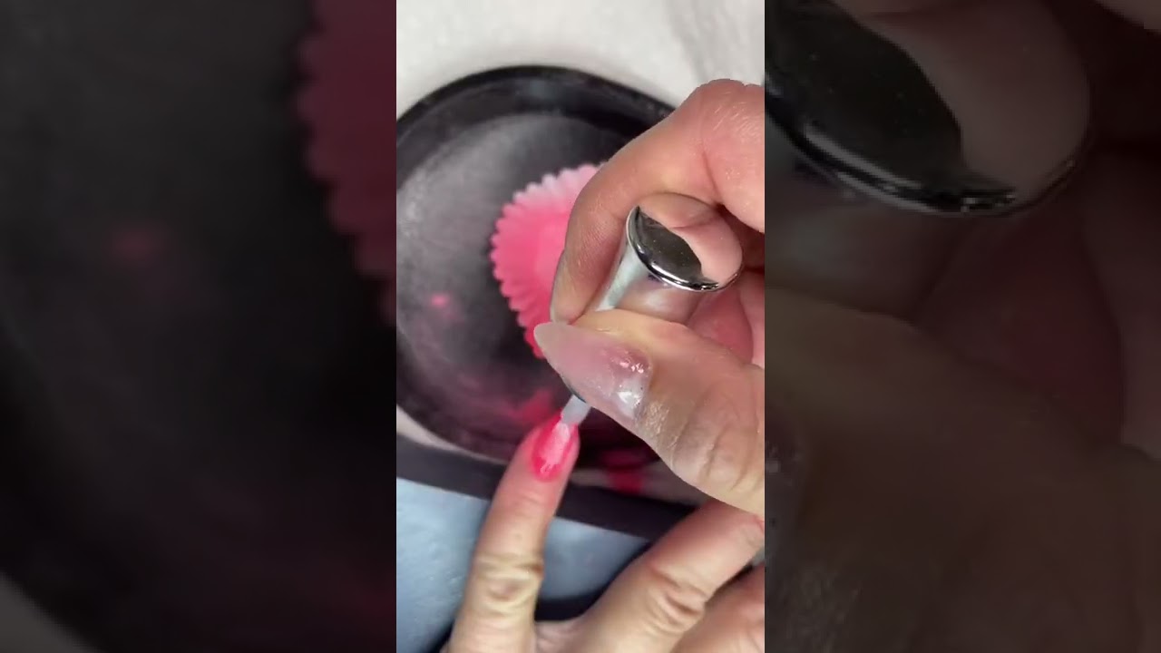 How to: DIY DIP NAILS 💗💅🏼 #nails #shorts