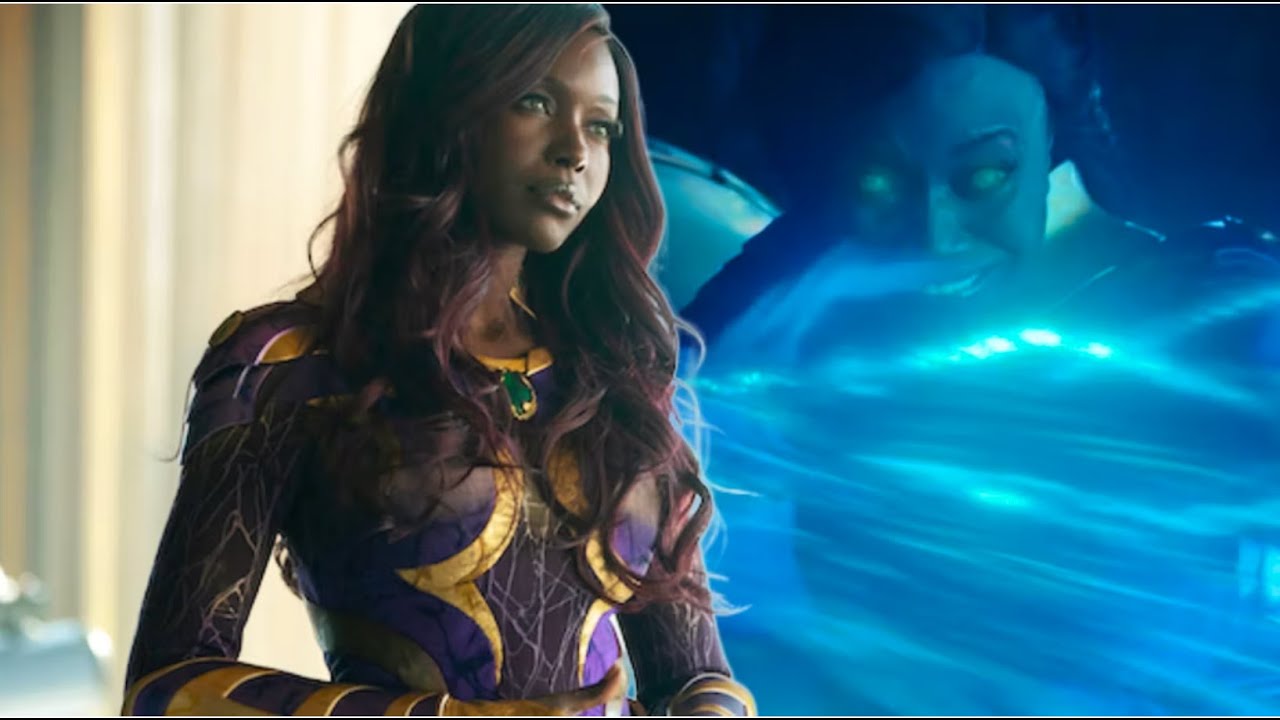 Starfire - All Scenes Powers & Fights - Titans S04 part 1 (2022)