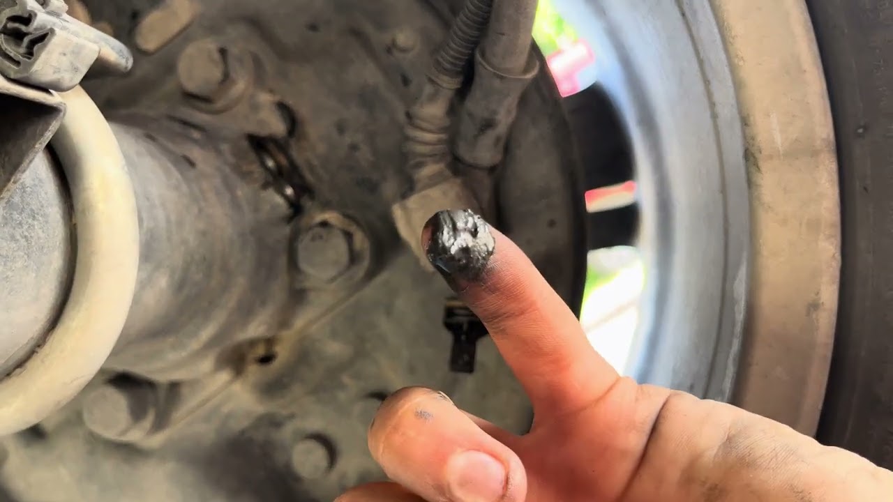 Falla de abs y control de tracción en amarok por suciedad ,lavamos todo y se fue la falla 