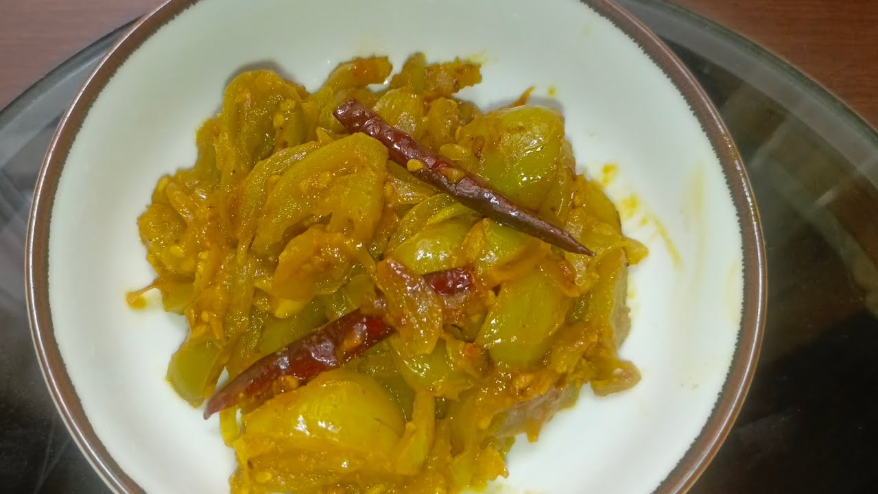 সরিষার তেলে পাঁচফোড়ন দিয়ে কাঁচা টমেটোর ভাজি  | Bengali Style Green Tomato recipe with Mustard Oil