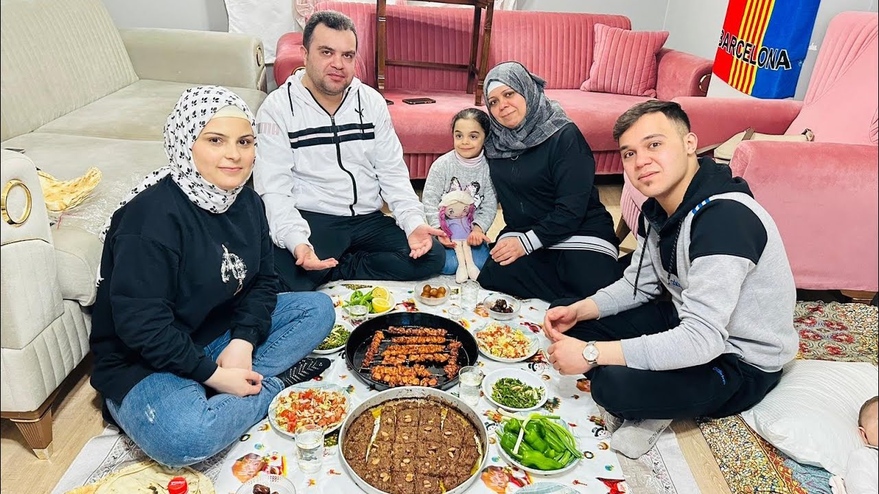 عزمنا بيت أهل بكري لعنا عالإفطار😍