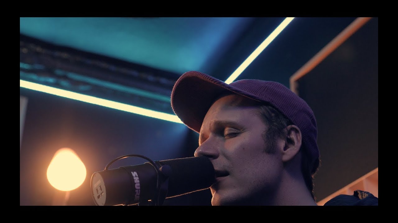 junior a - sleep machine (acoustic)