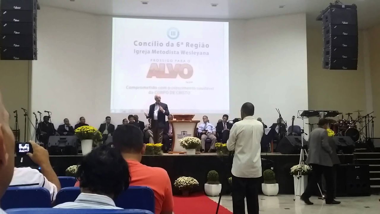 2014 13 04 - Pastor Isaías Mendes louvando