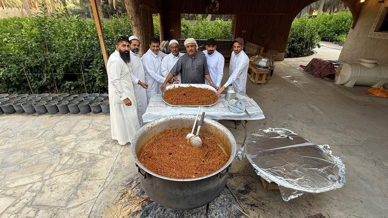 طبخة اكبر قدر مفلق حساوي على ربيان على جذوع 🪵 النخيل بيد الشيف بوقاسم الدواء 