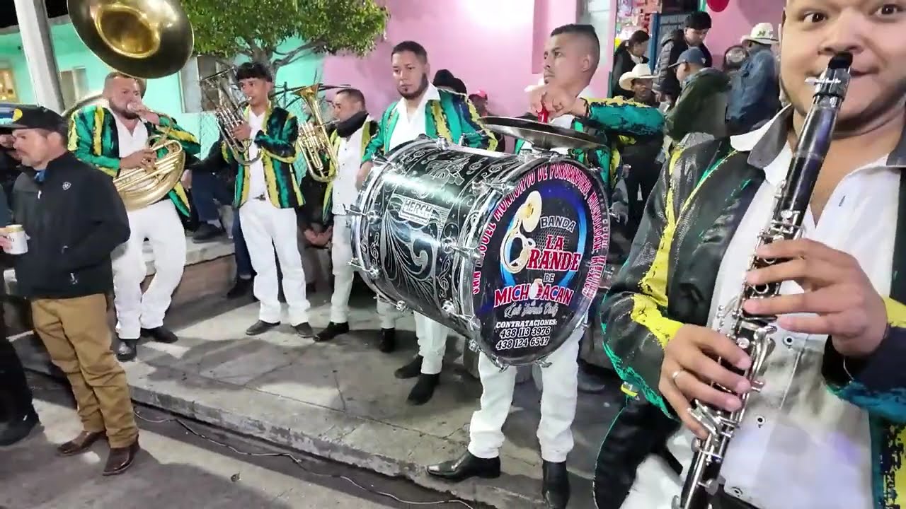 Fiesta en Las Tortugas - Recorrido por los Puestos día 11 de enero
