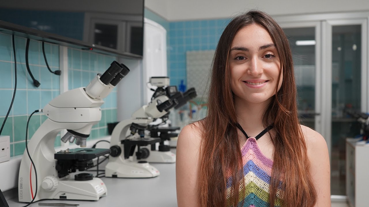 Alba Ochando, alumna de Biotecnología