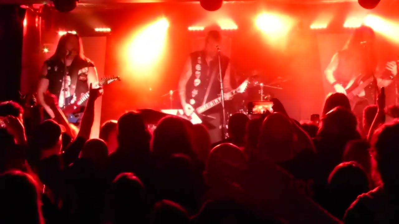 Mean Man Chris Holmes - Live in Montréal
